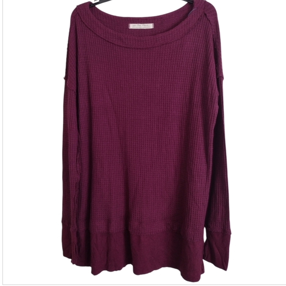 We the Free long sleeved burgundy waffle style knit top size small - Picture 1 of 11
